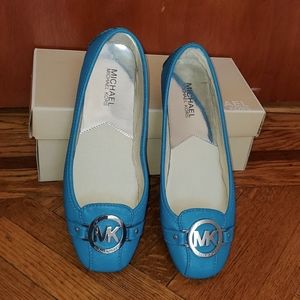 Michael Kors Fulton Flat Blue Size 7.5